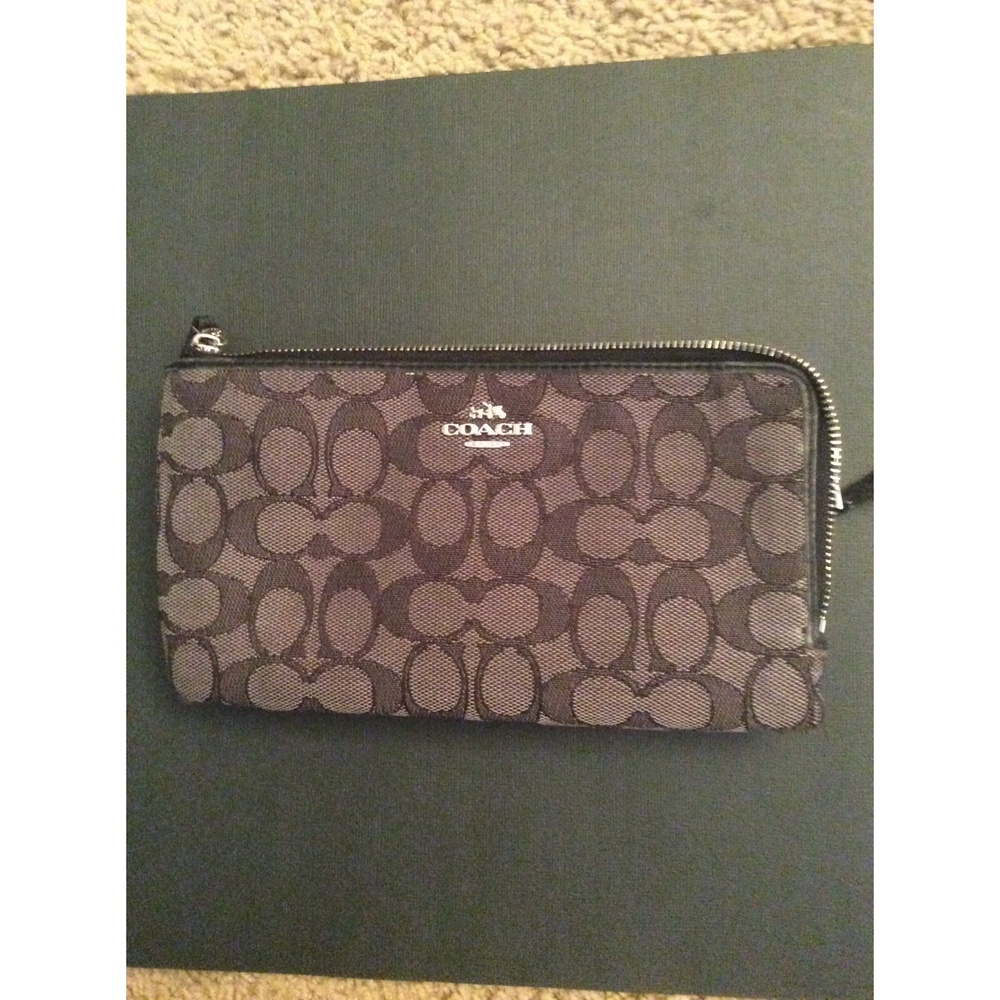 Coach 2 sided Wallet in Signature Canvas B21